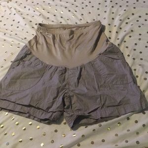 Maternity shorts size large